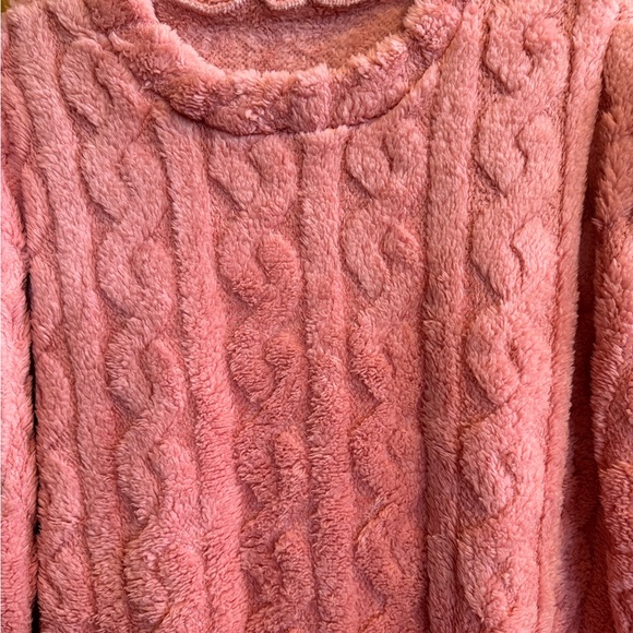 Cozy Pink Robe - Picture 2 of 6